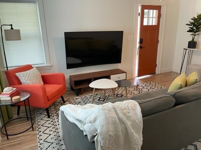 3646 6TH Avenue N – photo 3