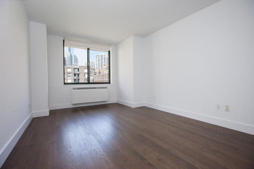 70 Battery Place – photo 2
