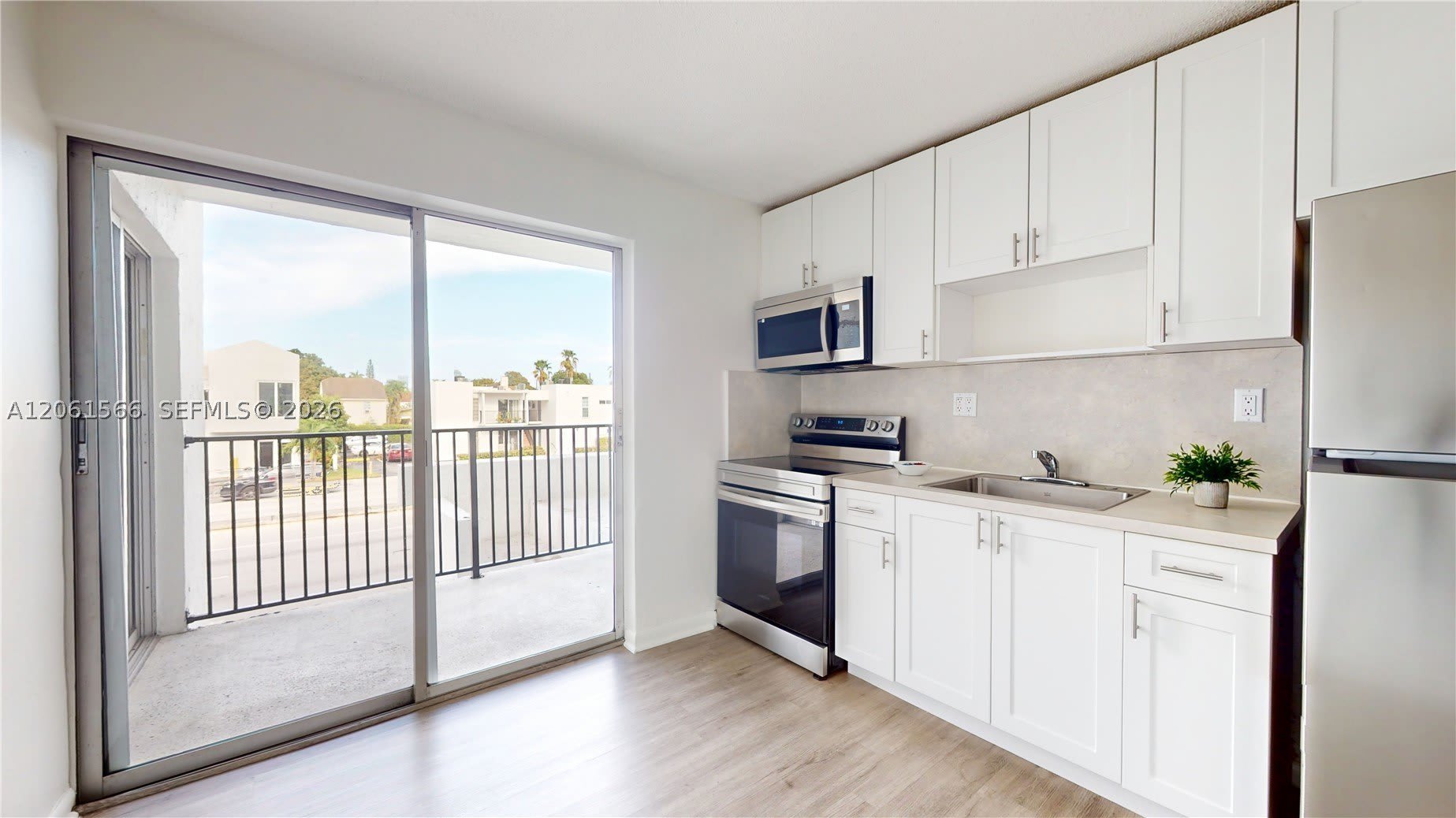 444 Sw 27Th Ave – photo 4