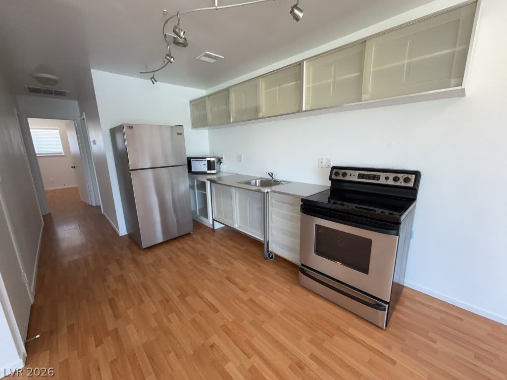 1377 Lorilyn Avenue – photo 4