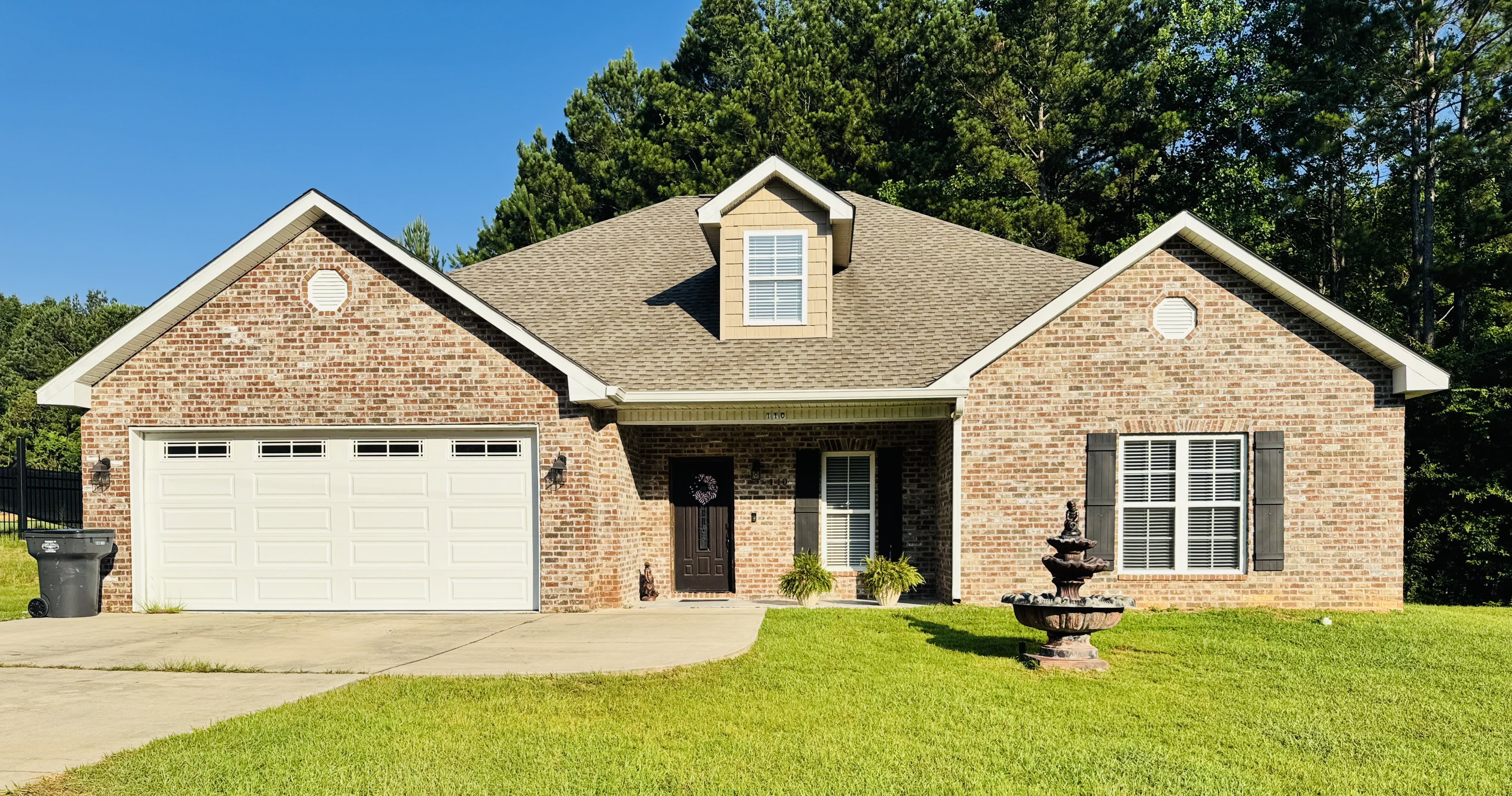 110 Grovewood Drive – photo 1