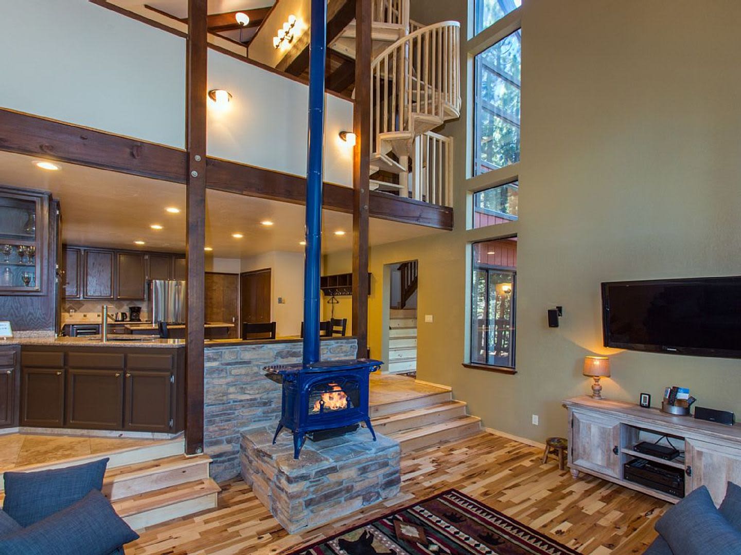 A Rare Find In Tahoe Spacious 4Bd House Available Now Call To View Today Available To View On 8 10 26 – photo 5