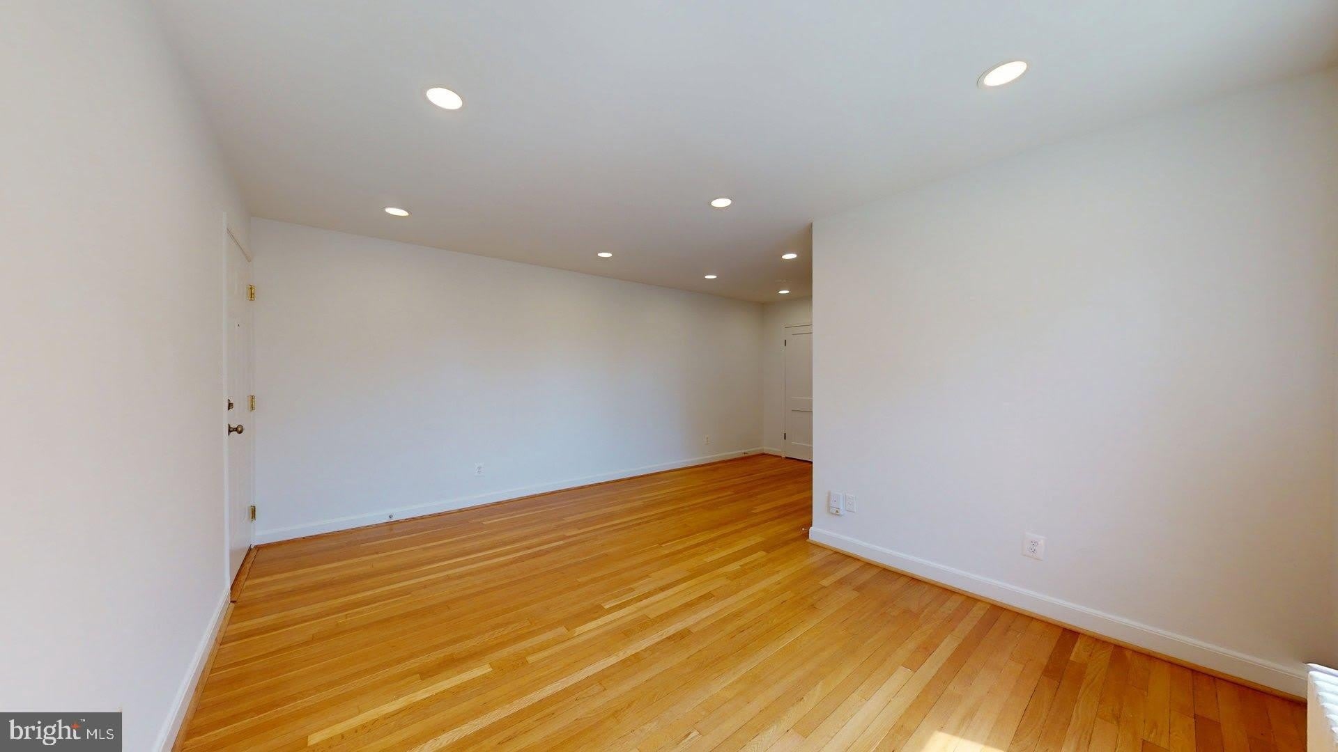 1210 N Kenilworth Street – photo 2