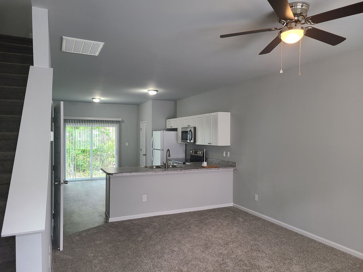 End Unit 2 Bedroom 2 5 Bath Townhome Holly Ridge – photo 3