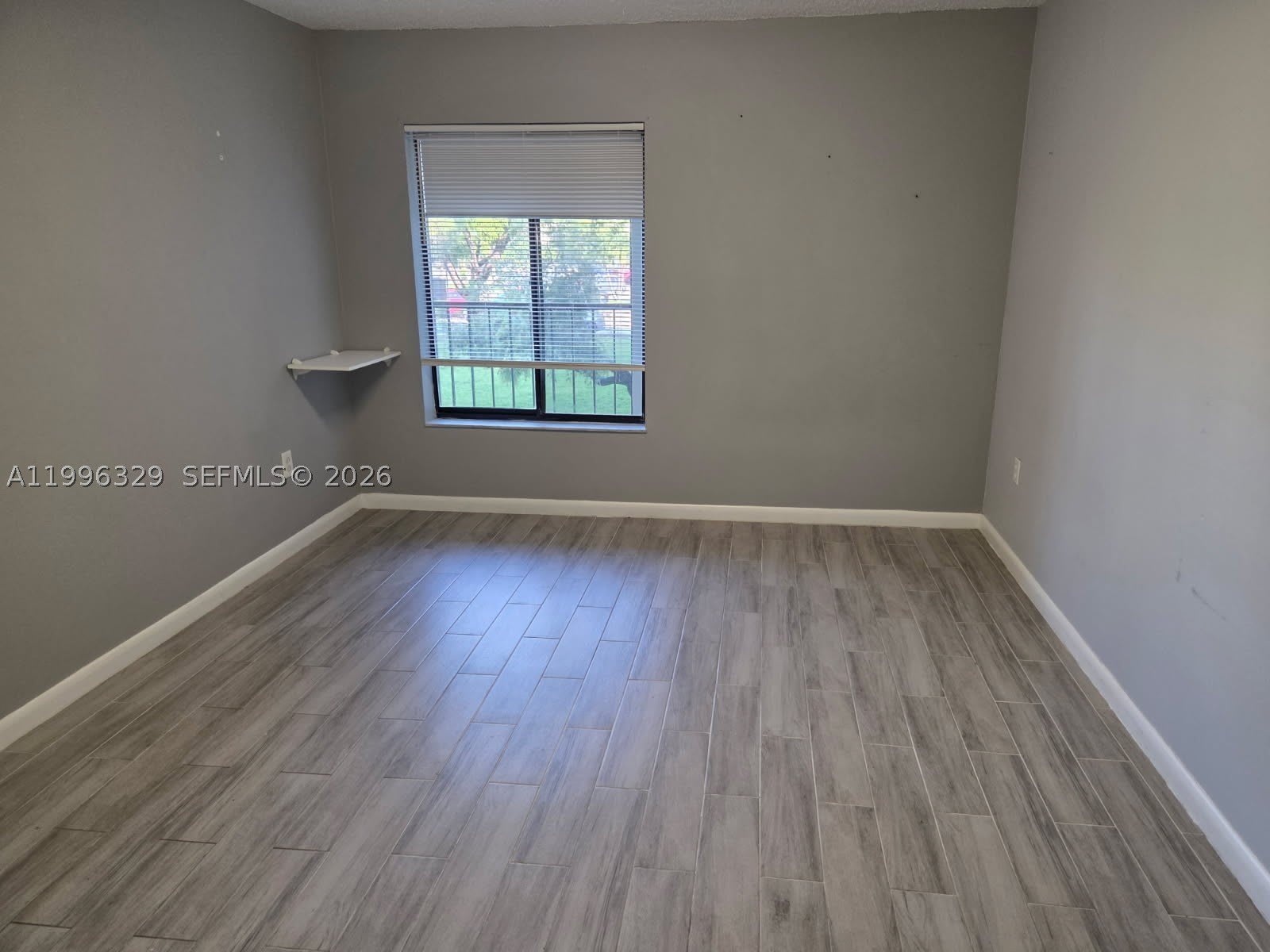 8015 SW 107th Ave – photo 4