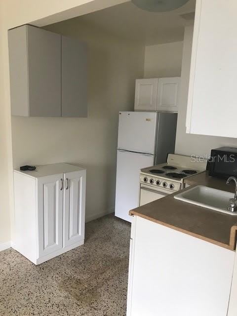 2117 BAY Street – photo 4