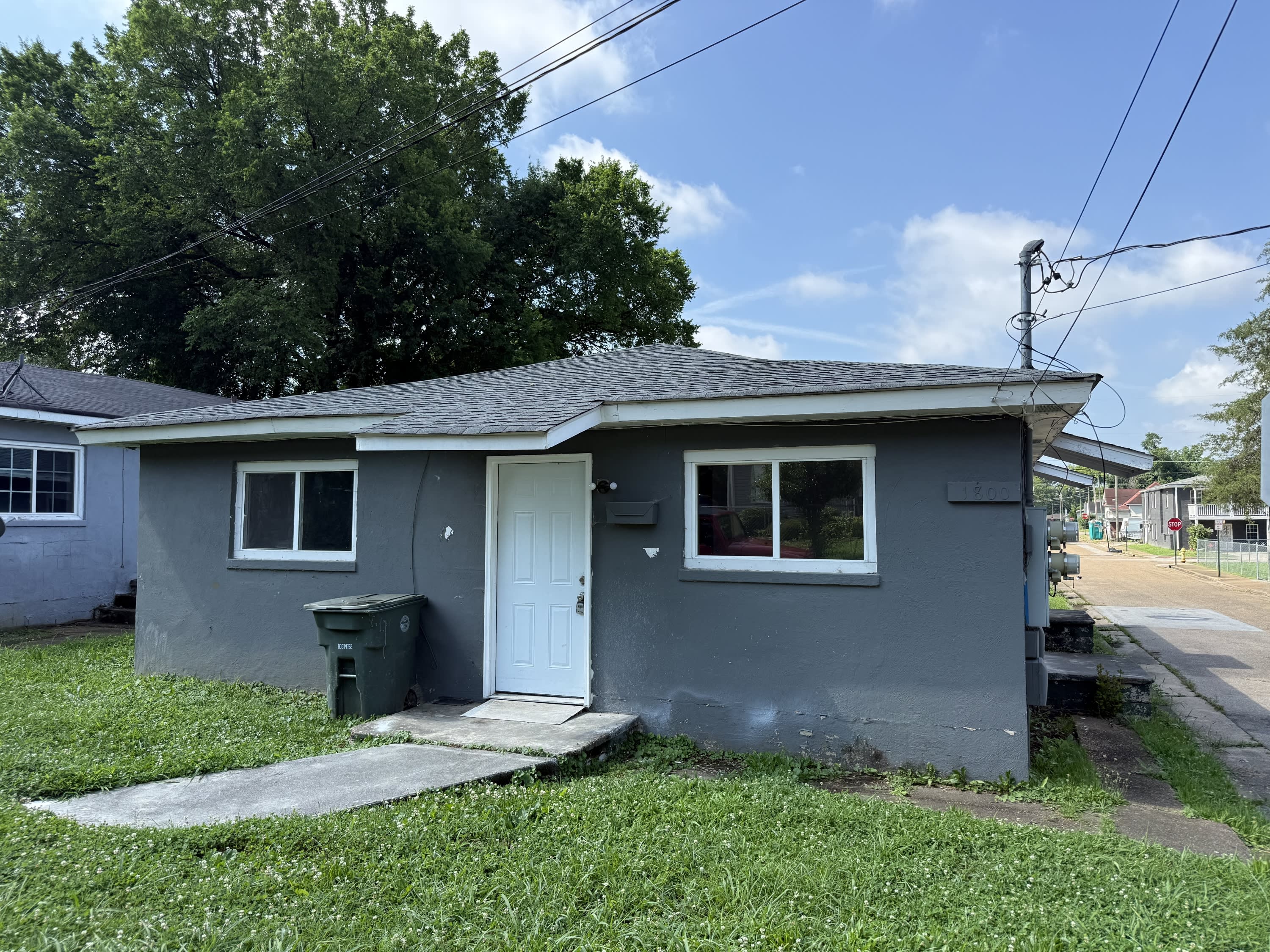 1800 Carson Avenue – photo 2