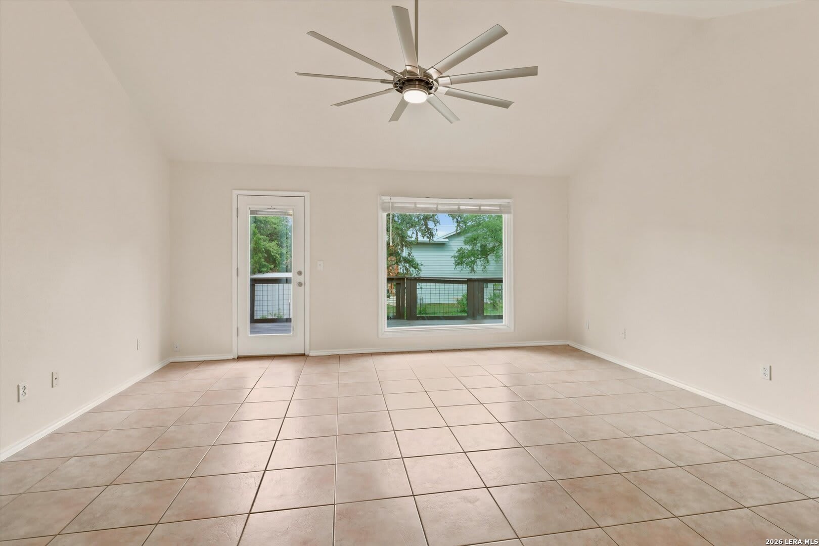 167 MARY ANN DR – photo 4