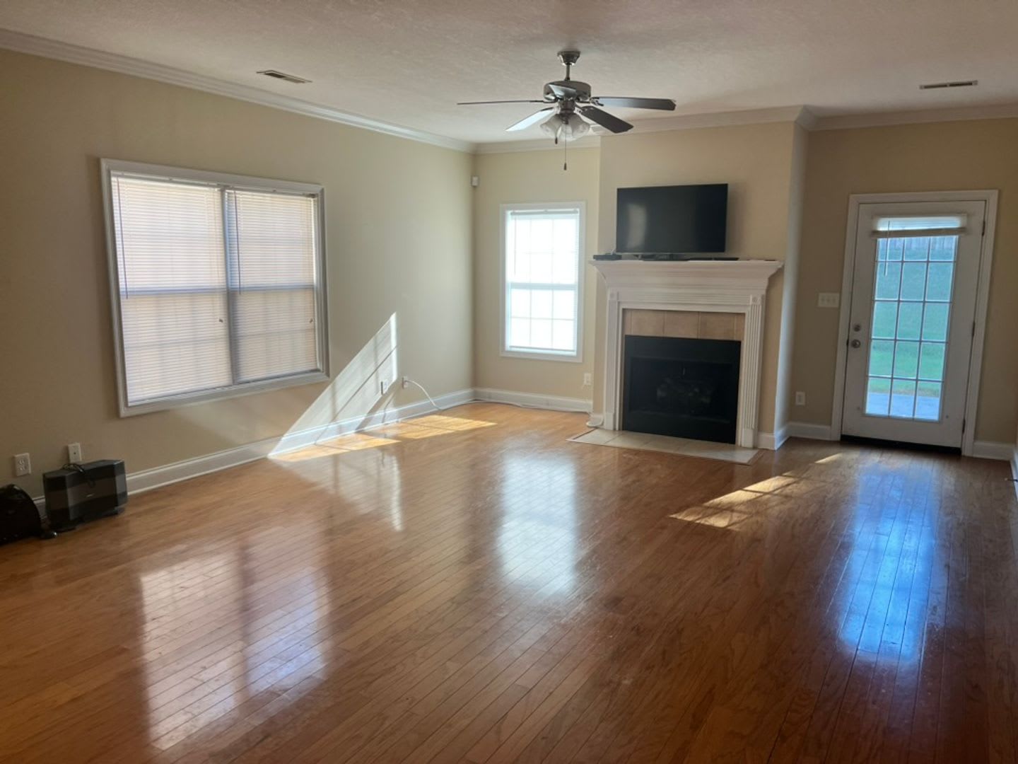 Charming One-Level 3BR Condo in Farragut – photo 2