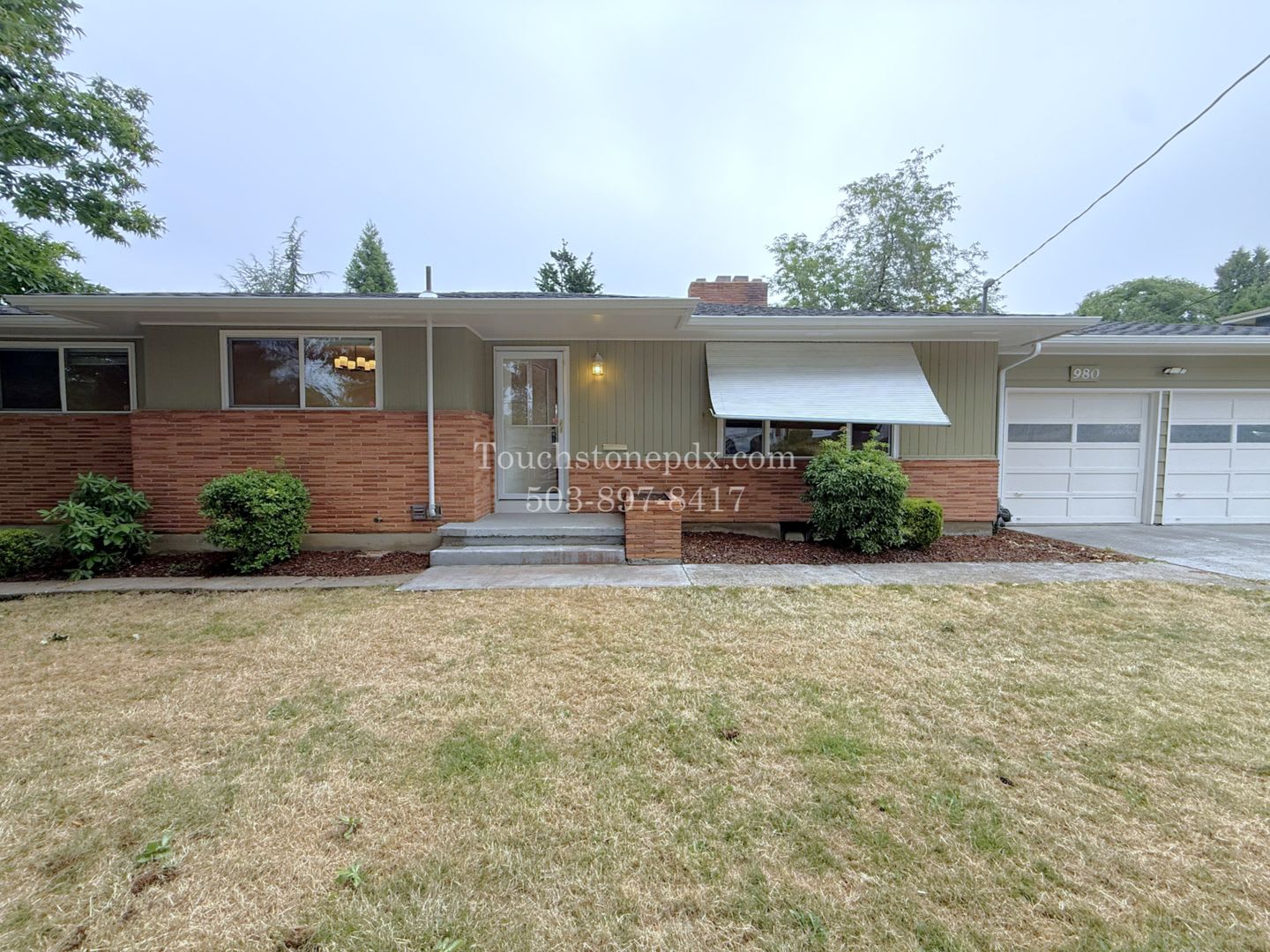 Spacious 4-Bedroom Home in Gresham w/ Large Yard & 2-Car Garage – photo 4