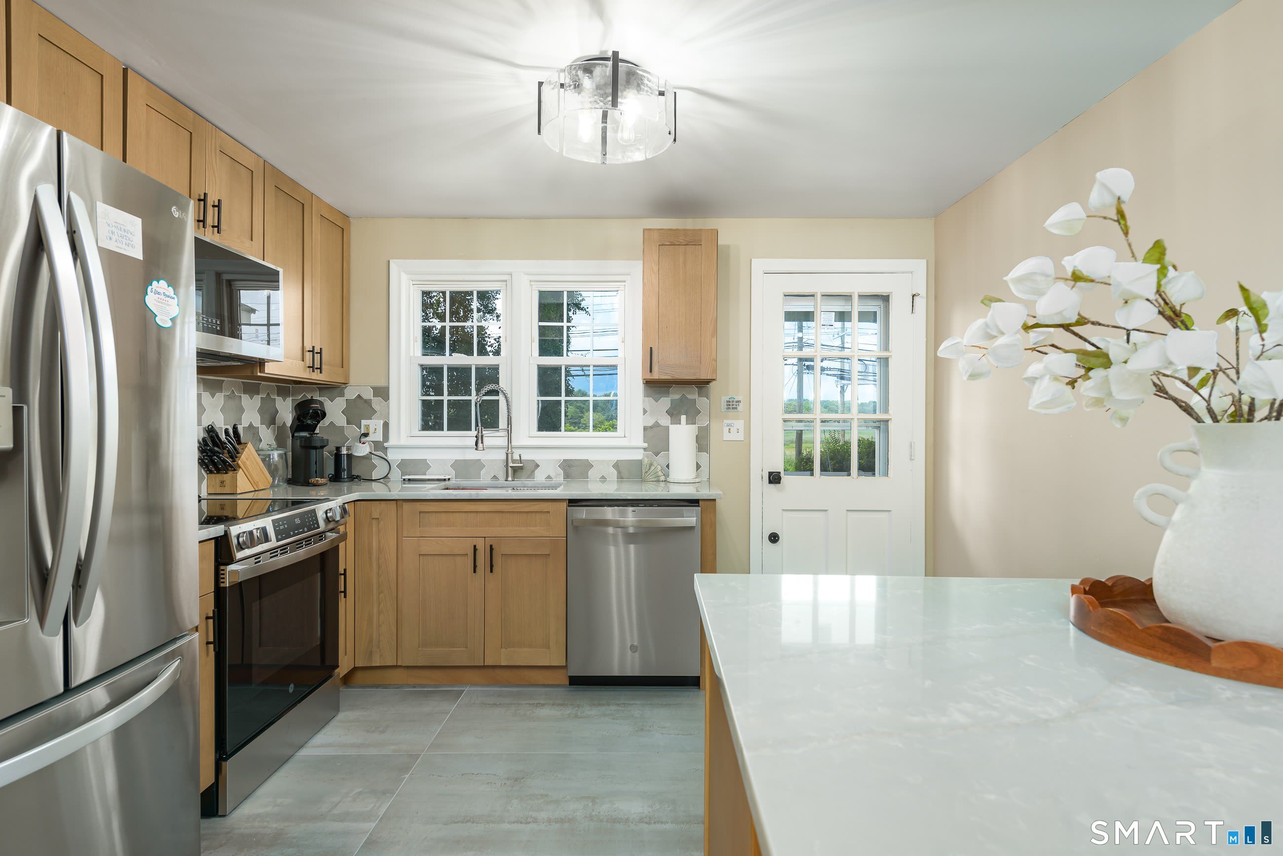 280 E Main Street – photo 5