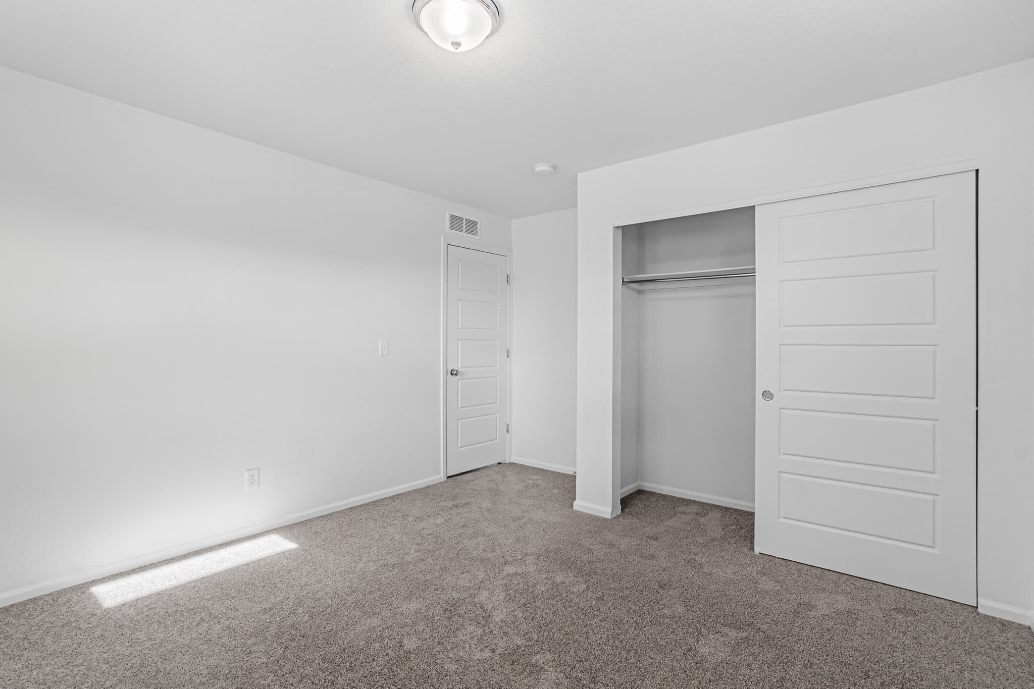 5377 N Andes St – photo 4