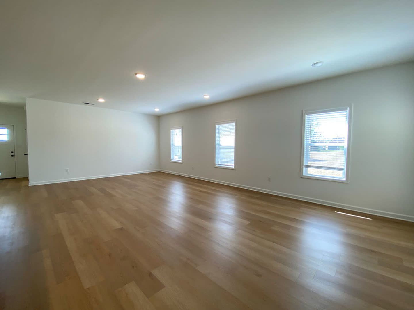 4 bedroom 2 bath near Brighton Middle School built in 2024 – photo 3