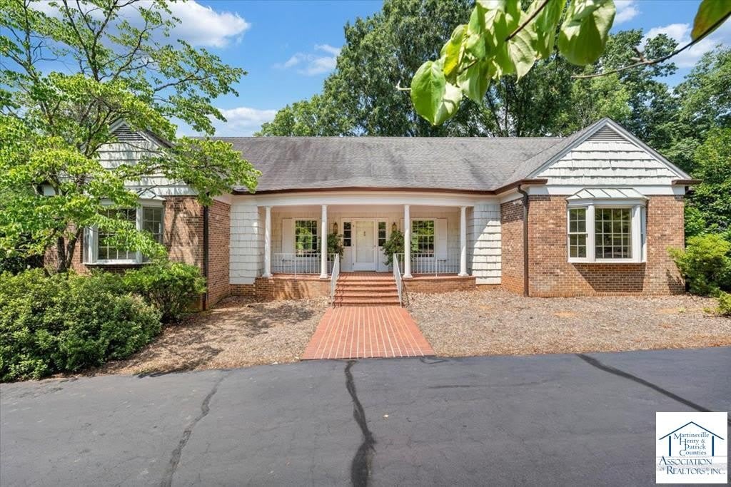 266 Plantation Rd – photo 1