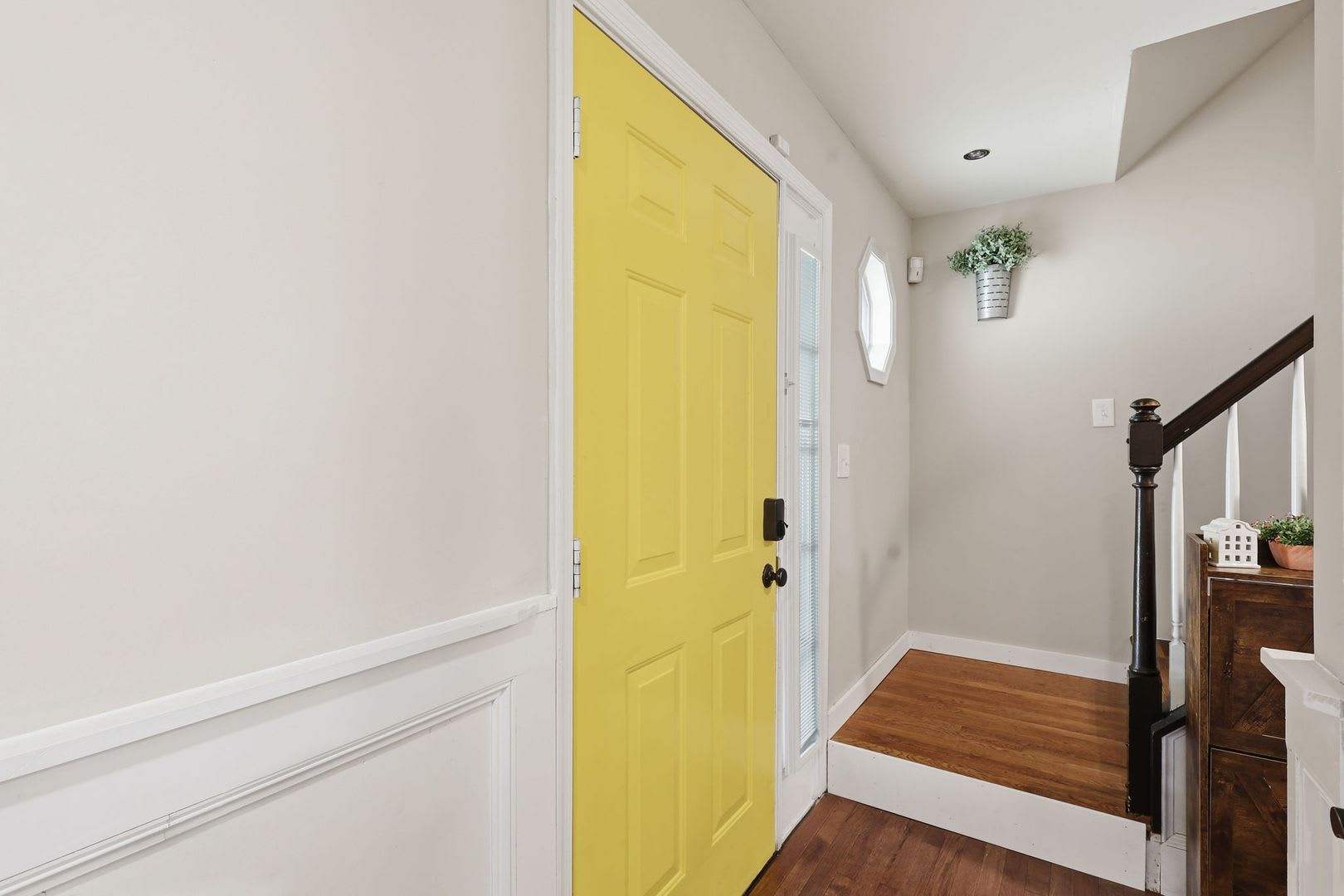 Charming Craftsman Style Beauty Built In 2022 Offering The Perfect Blend Of Modern Comfort Thoughtful Design And Everyday Convenience – photo 4