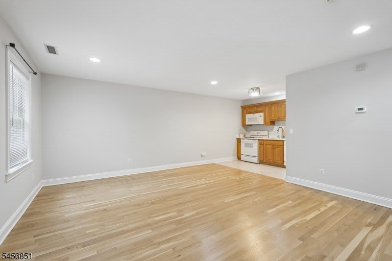 53-55 Broadway – photo 4