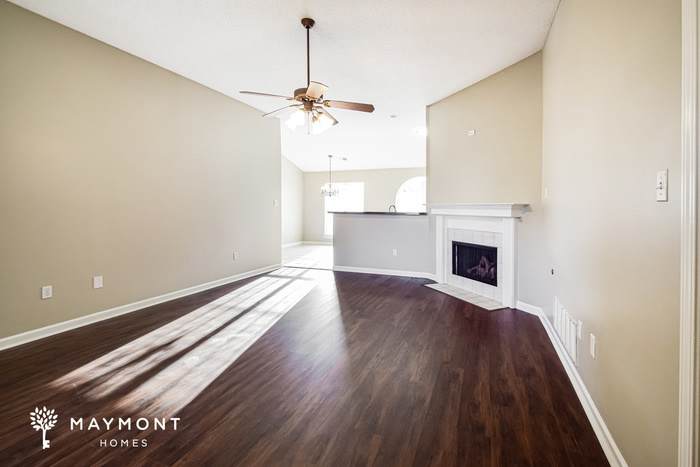 5682 Hunters Chase Drive – photo 5