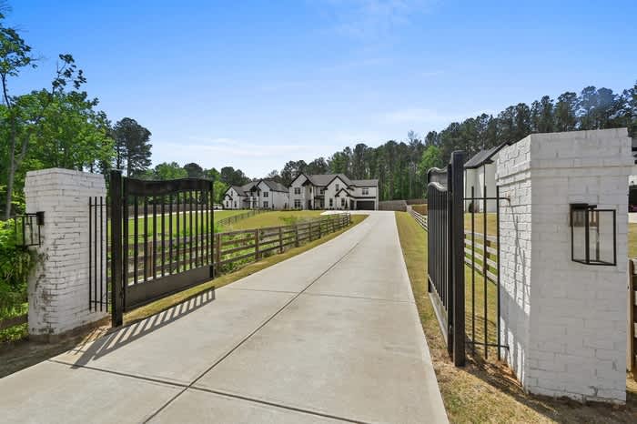2694 Thompson Mill Road – photo 1