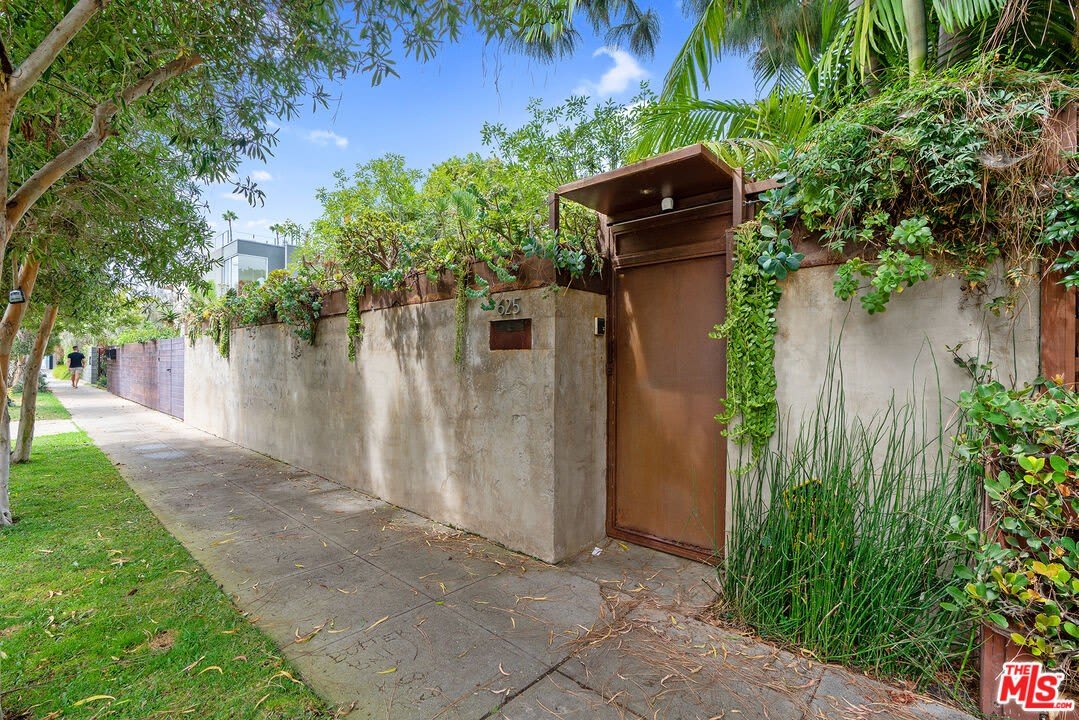 625 Santa Clara Ave – photo 2