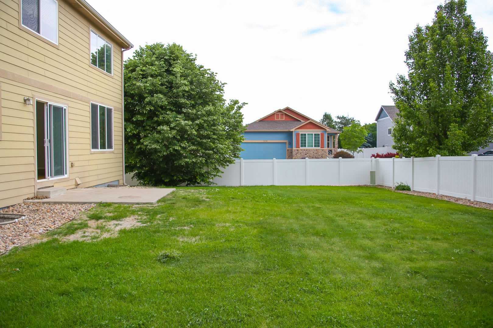 3 Bedroom, 2.5 Bath – photo 5