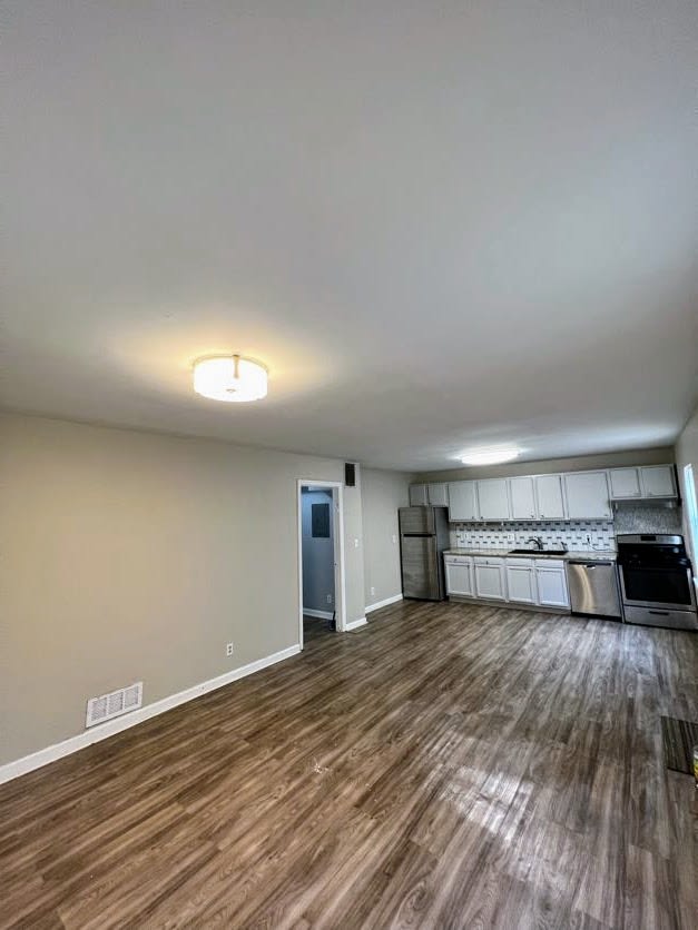 1011 Curran Street Northwest – photo 4