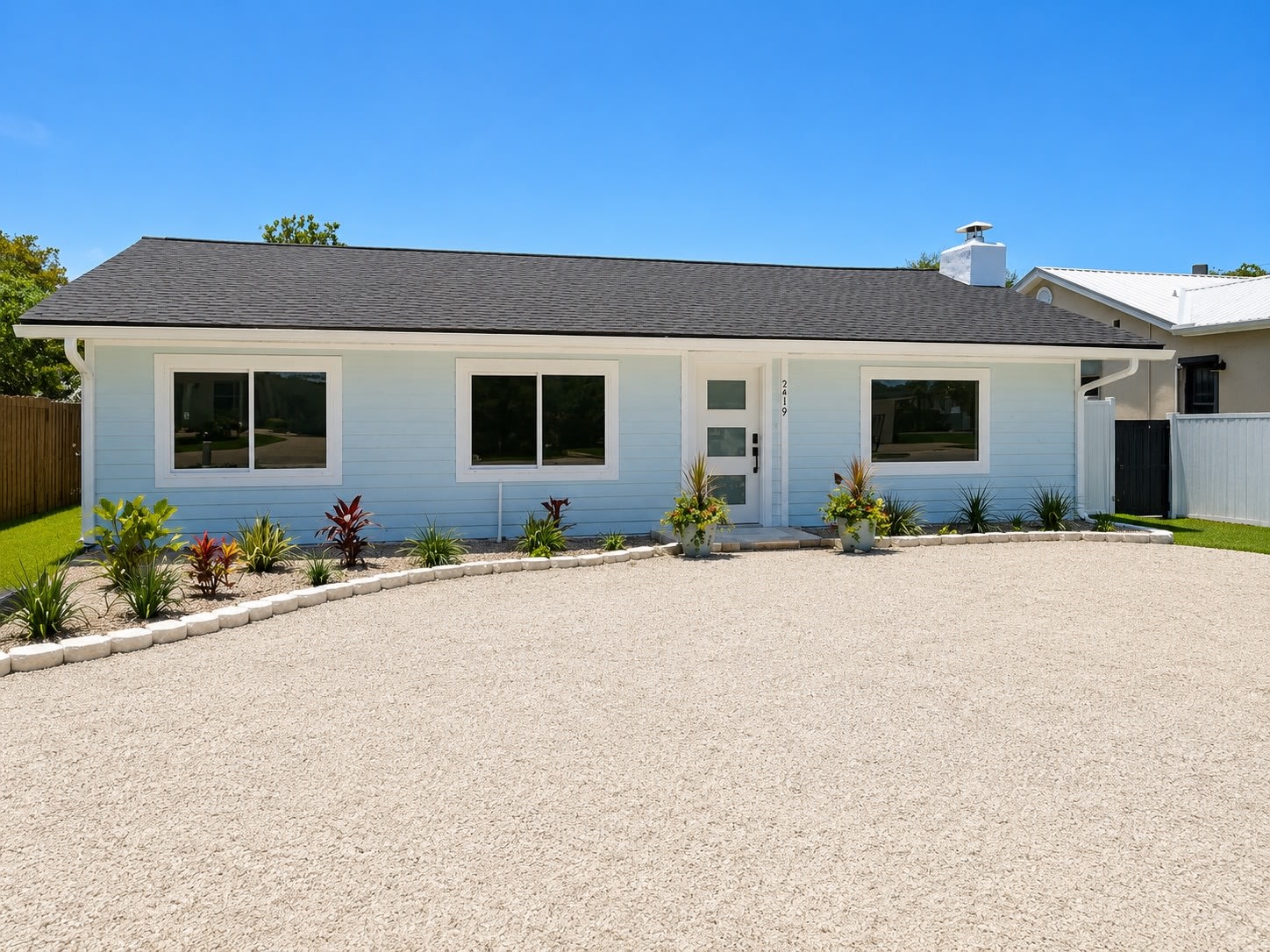 5419 4th St. – photo 1
