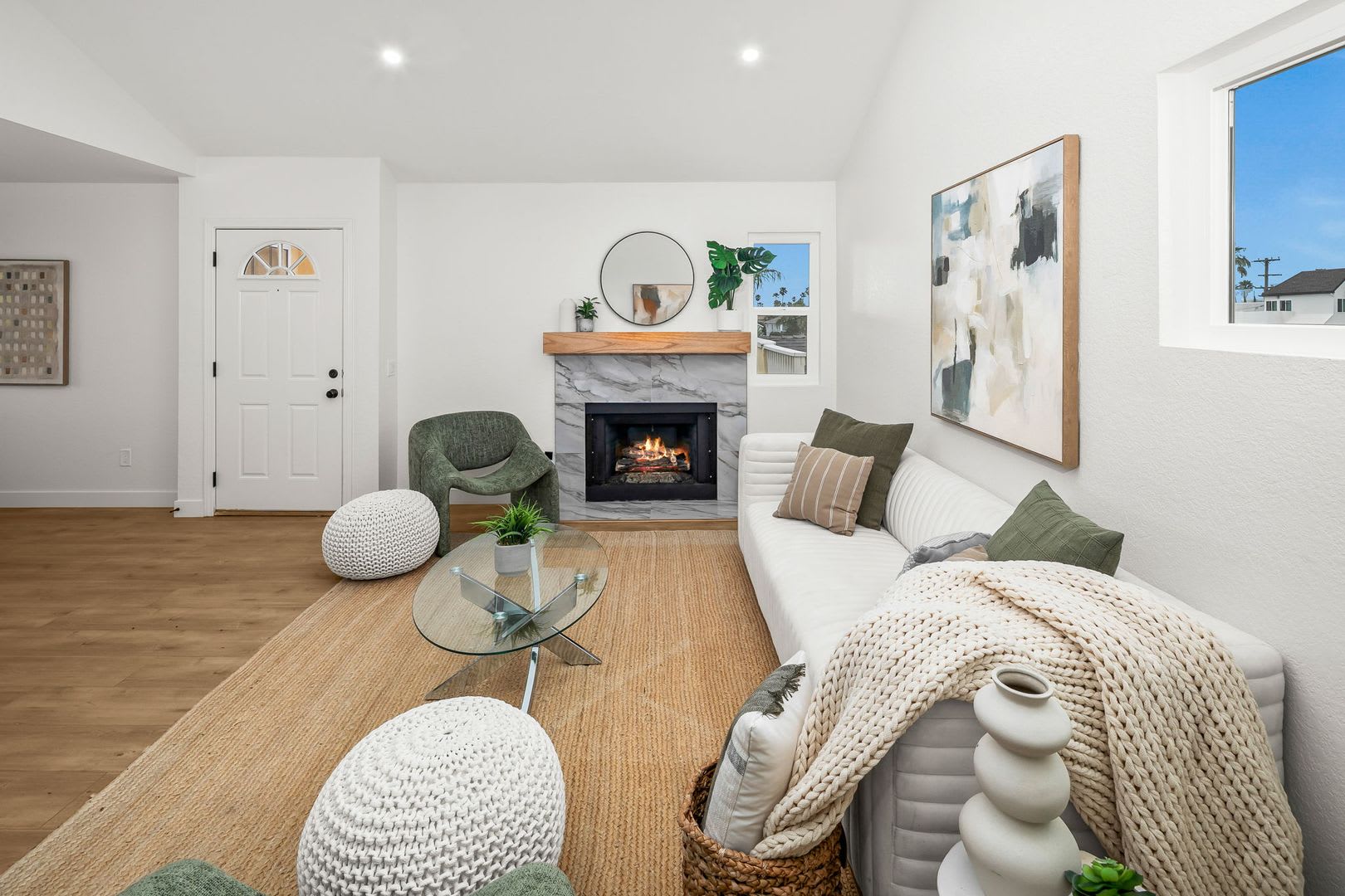 Top-Floor Coastal Retreat — Fully Remodeled, Steps from the Sand – photo 3