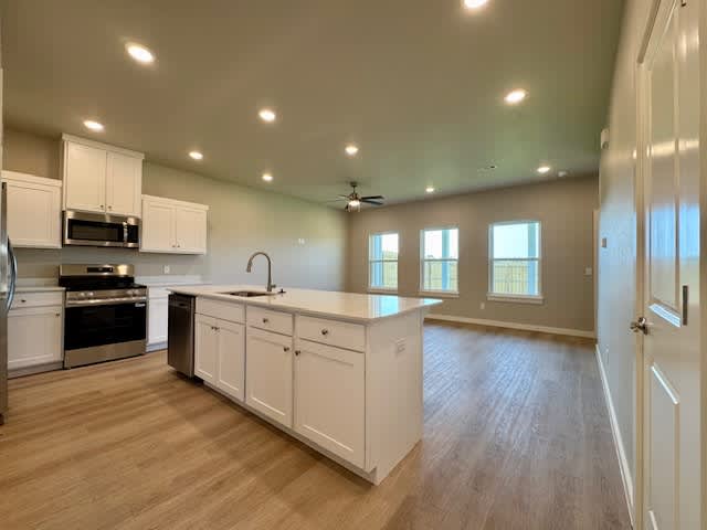 1905 SW Poigai Ct – photo 4