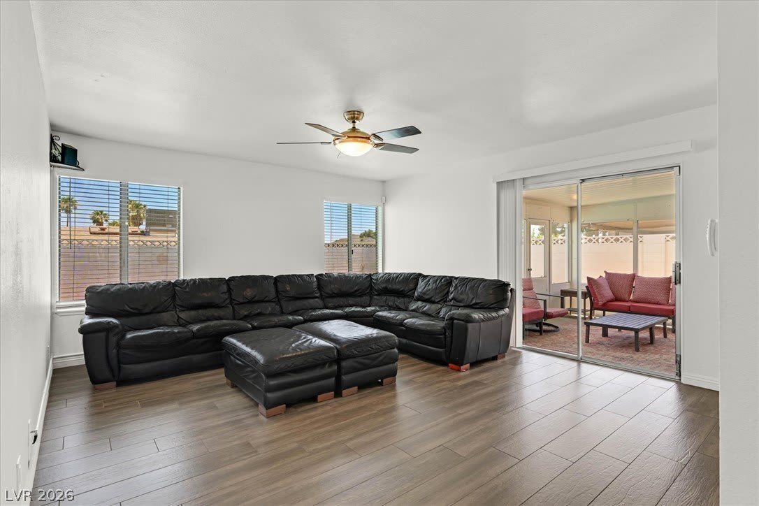 3956 Clear View Drive – photo 5