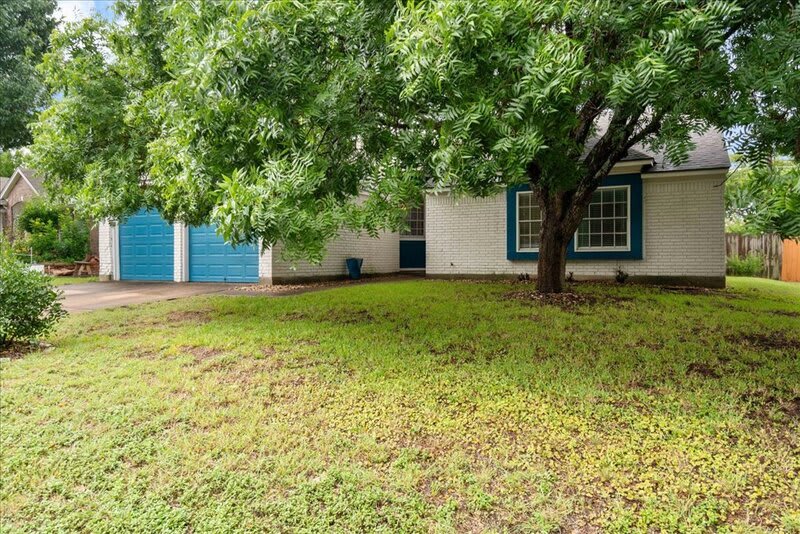 2205 Cedar Branch Drive – photo 3