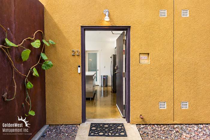 948 G Street – photo 4