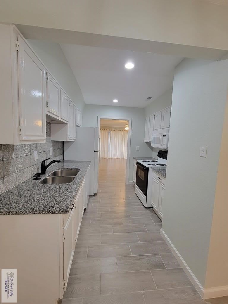 401 BOCA CHICA BLVD. – photo 3
