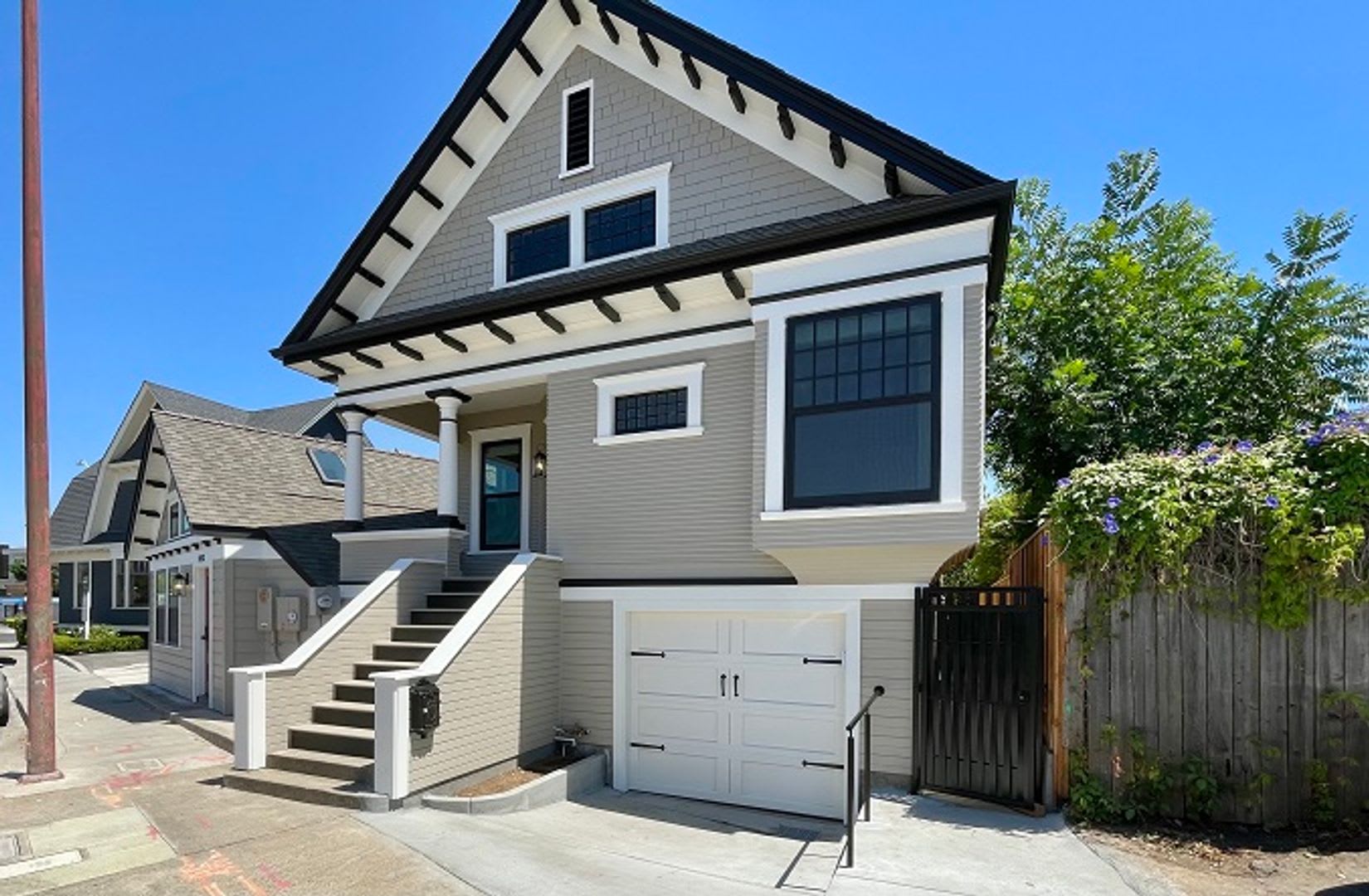 Charming Remodeled Napa Victorian – 2 Bed / 1 Bath – photo 1