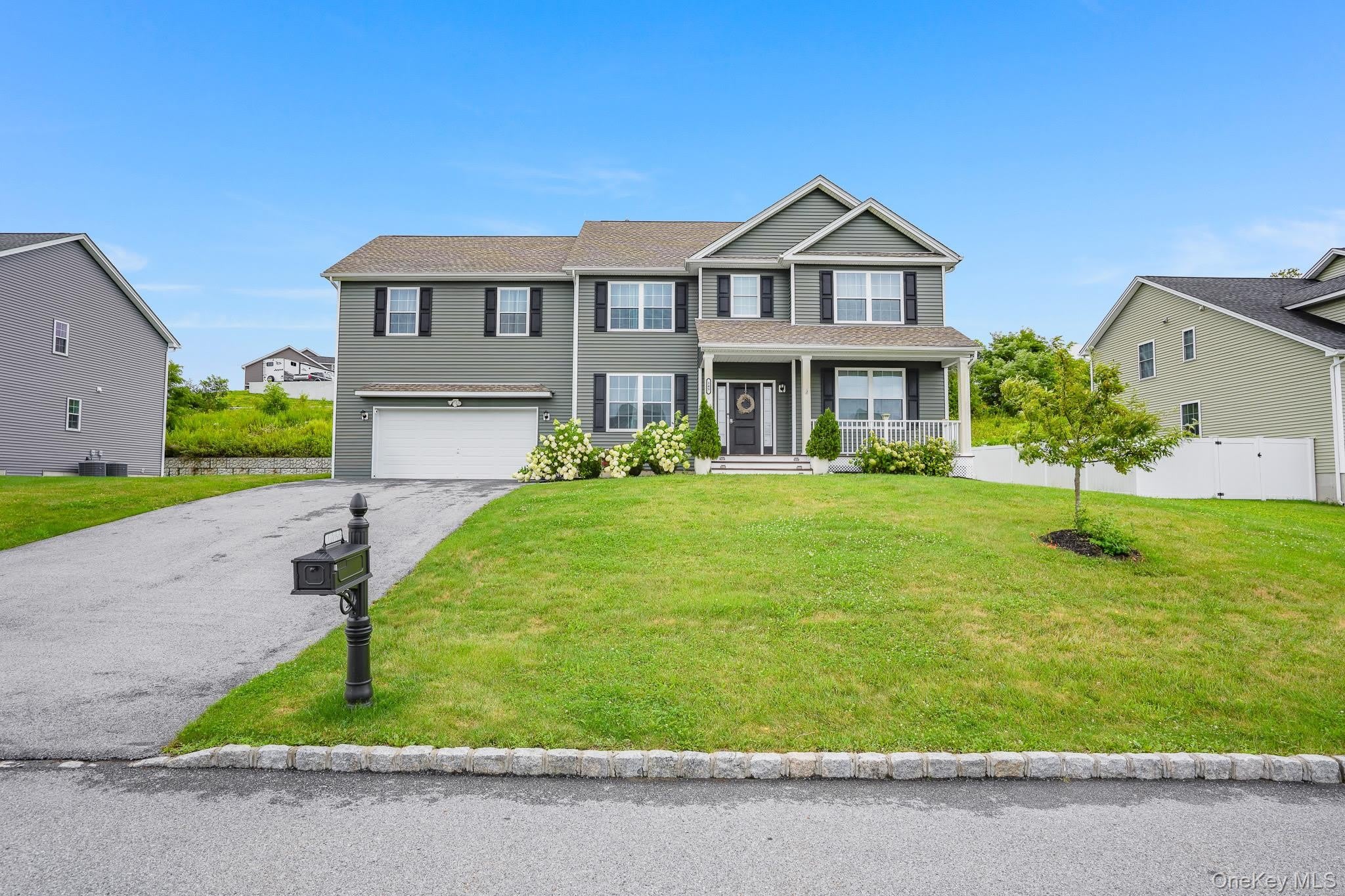 149 Stratford Drive – photo 1