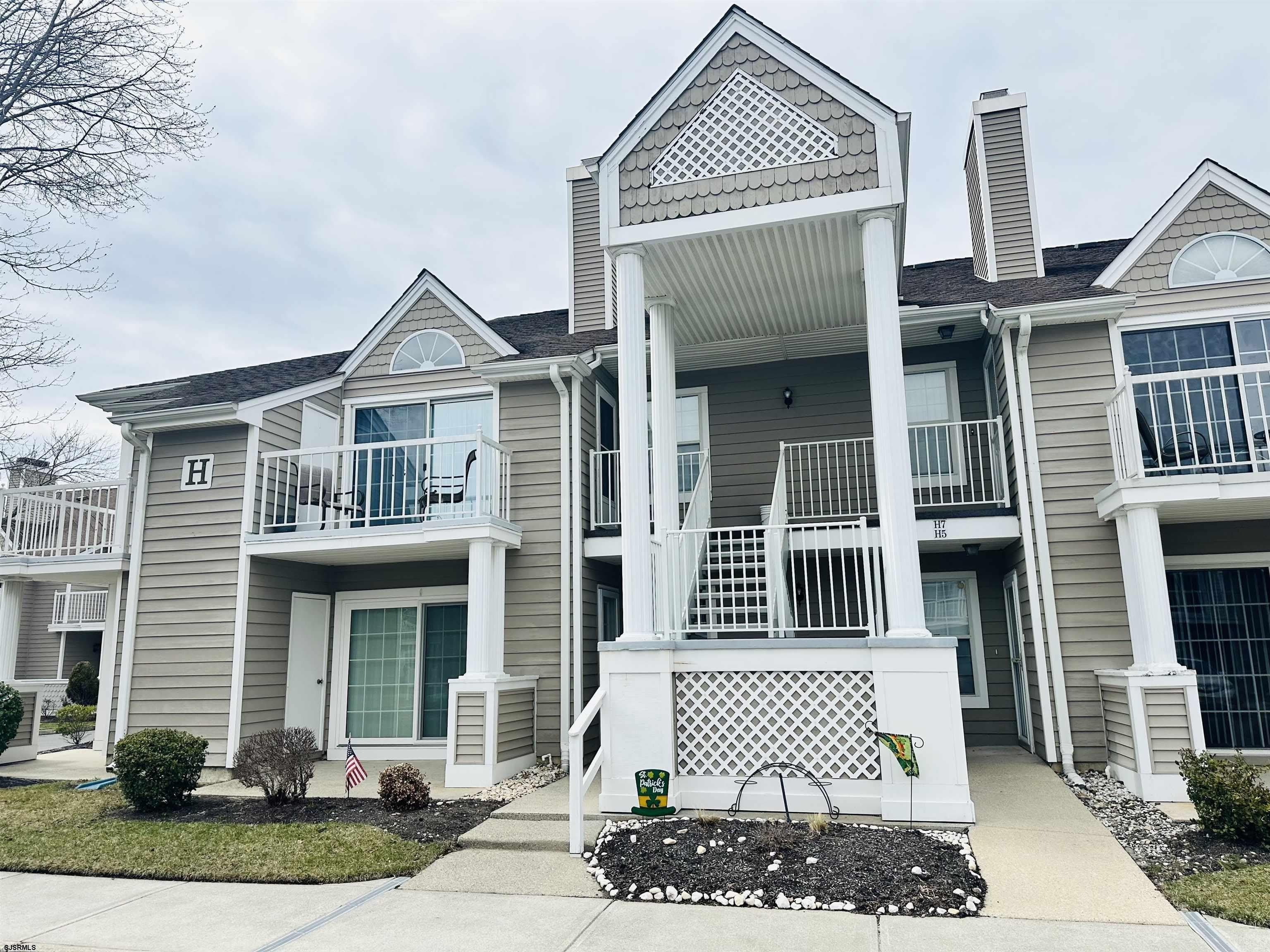 550 Central Ave – photo 2