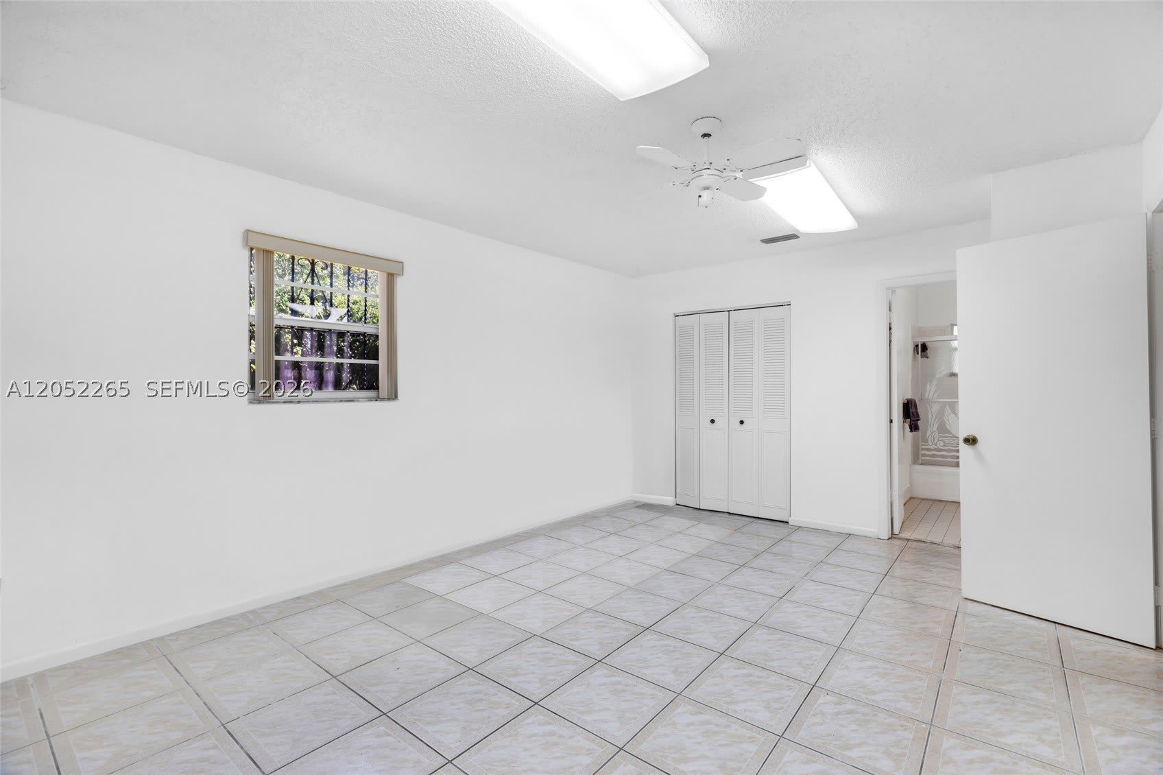 16420 NE 5th Ave – photo 2