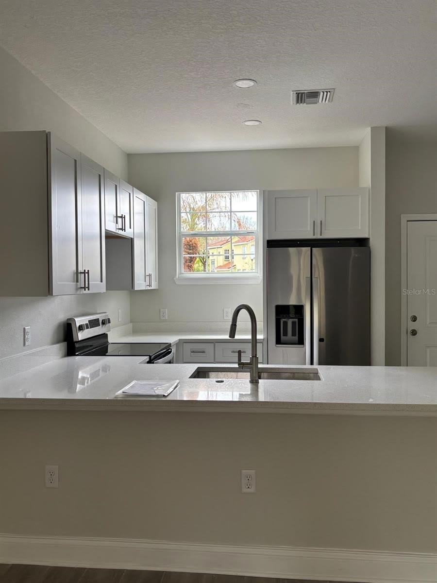 427 MADISON Circle – photo 5