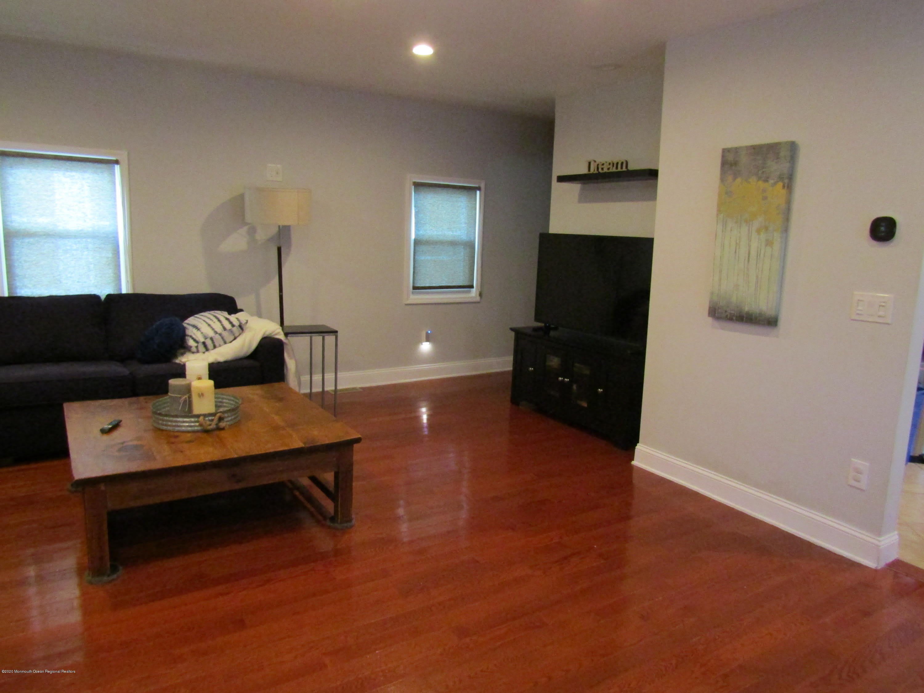 1726 Melrose Avenue – photo 5