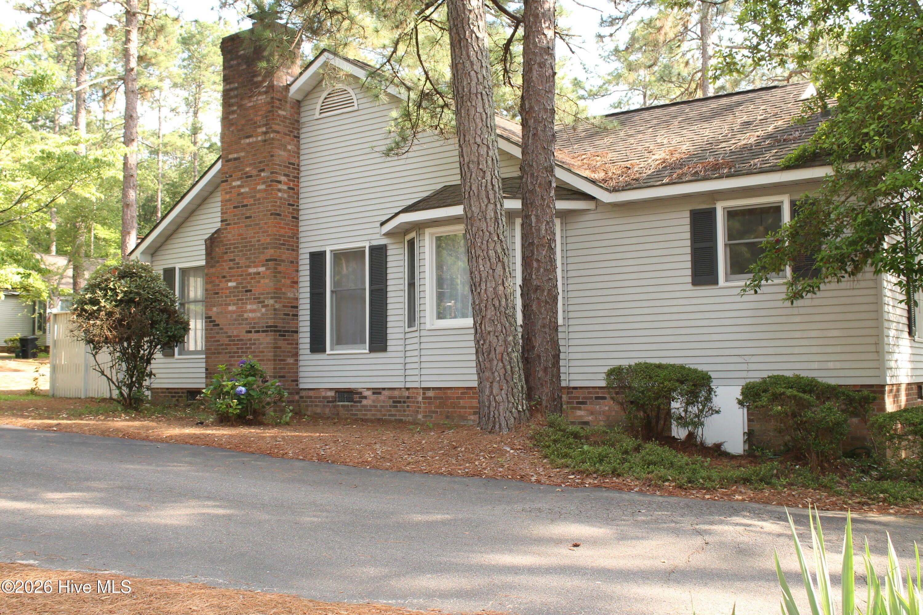 1624 E Indiana Avenue – photo 3