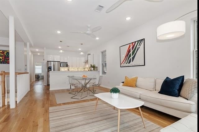 936 PAVONIA AVE – photo 3