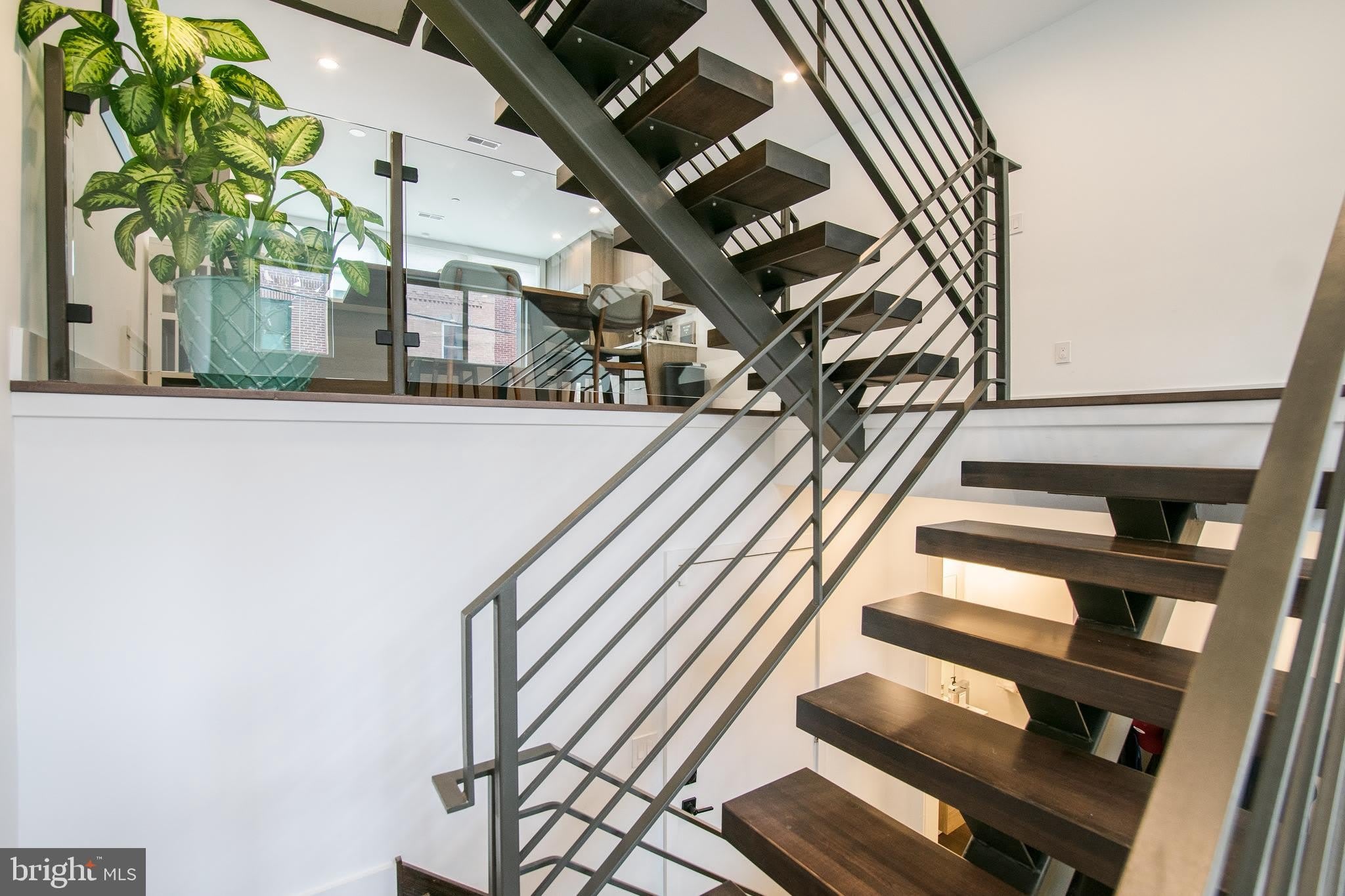 1343 S GARNET Street – photo 4