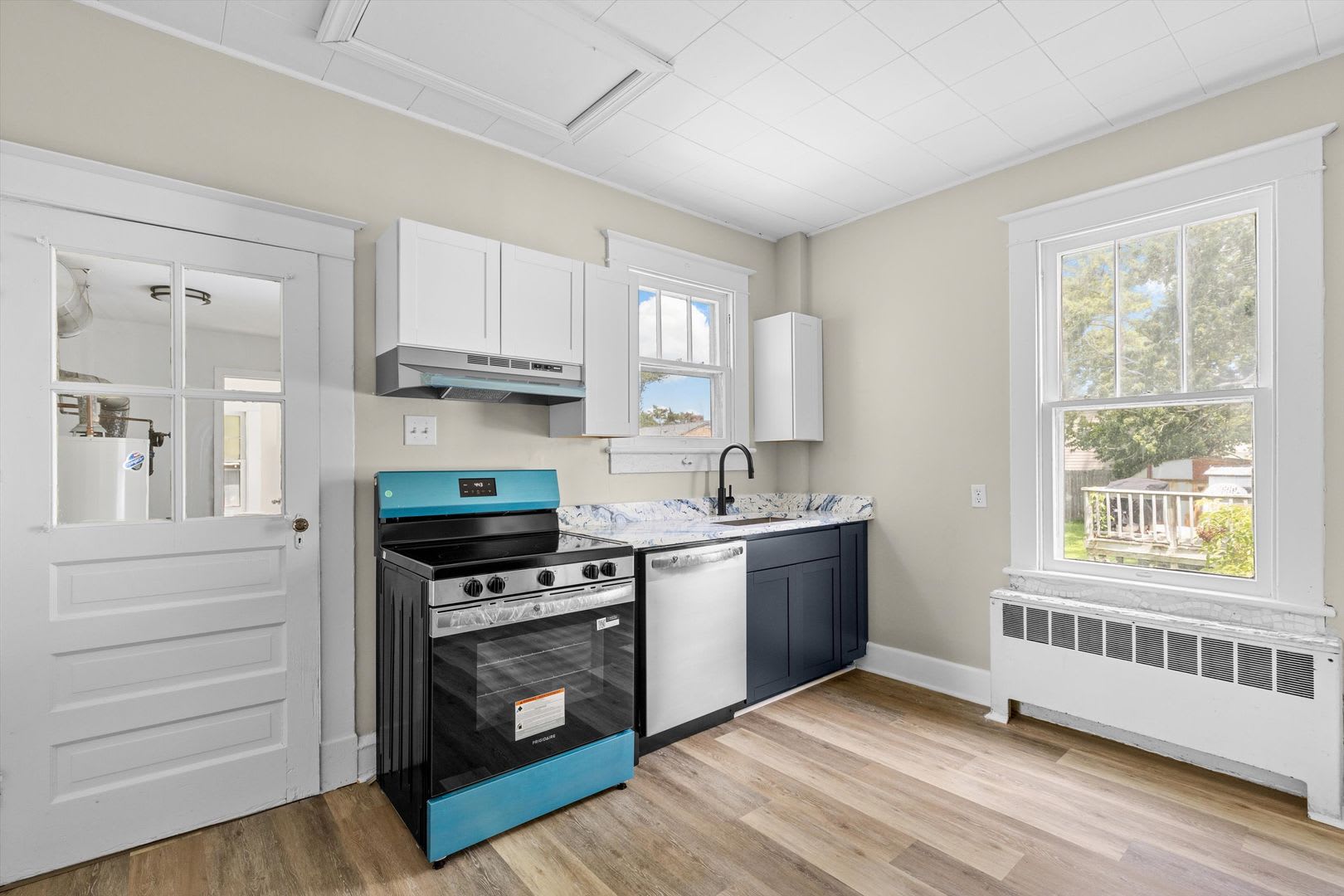 Move In This Week – photo 3