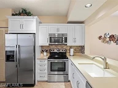 1096 WOODSHIRE Ln – photo 4