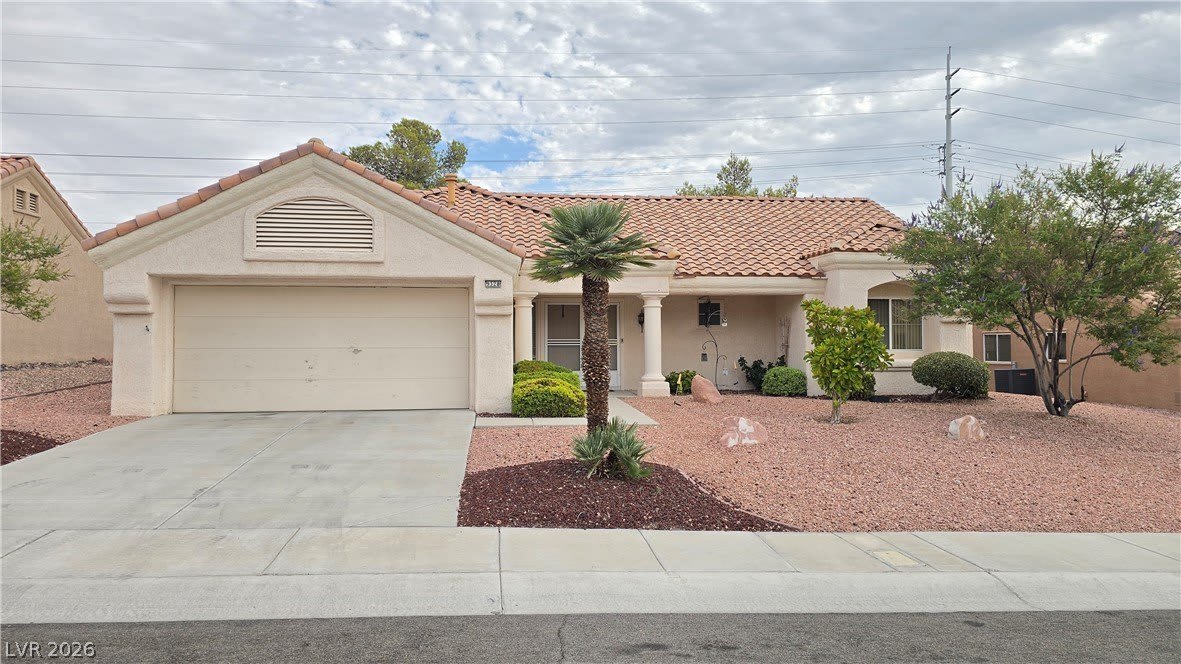 9328 FRESH SPRING Drive – photo 1
