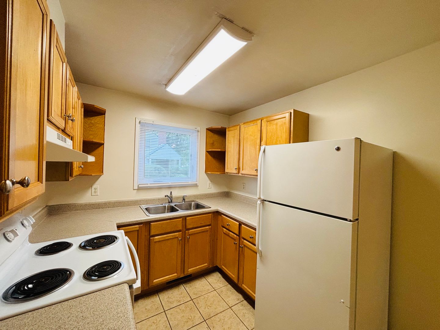 3 Bedroom, 2.5 Bath Duplex – photo 5