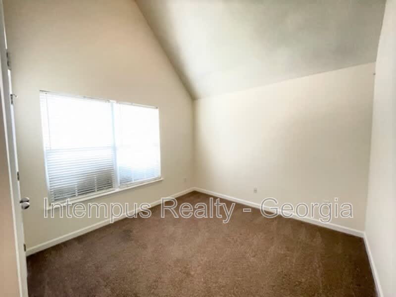 4389 Persian Ct – photo 5