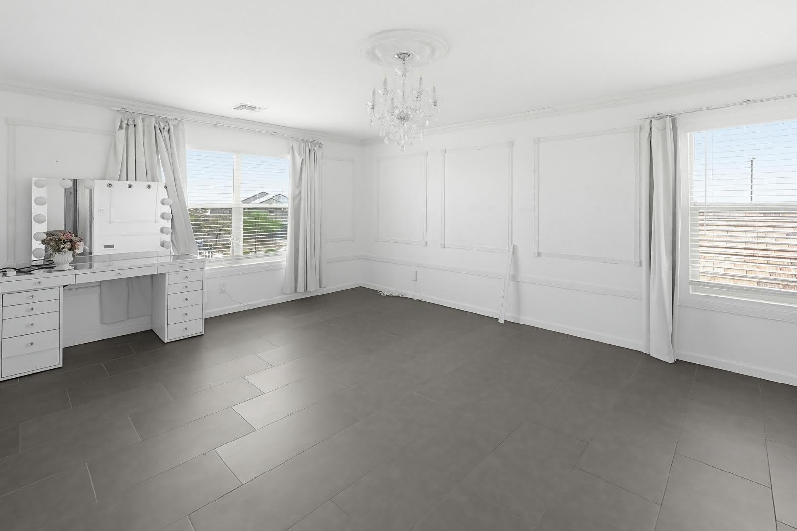 6815 W Encinas Lane – photo 2