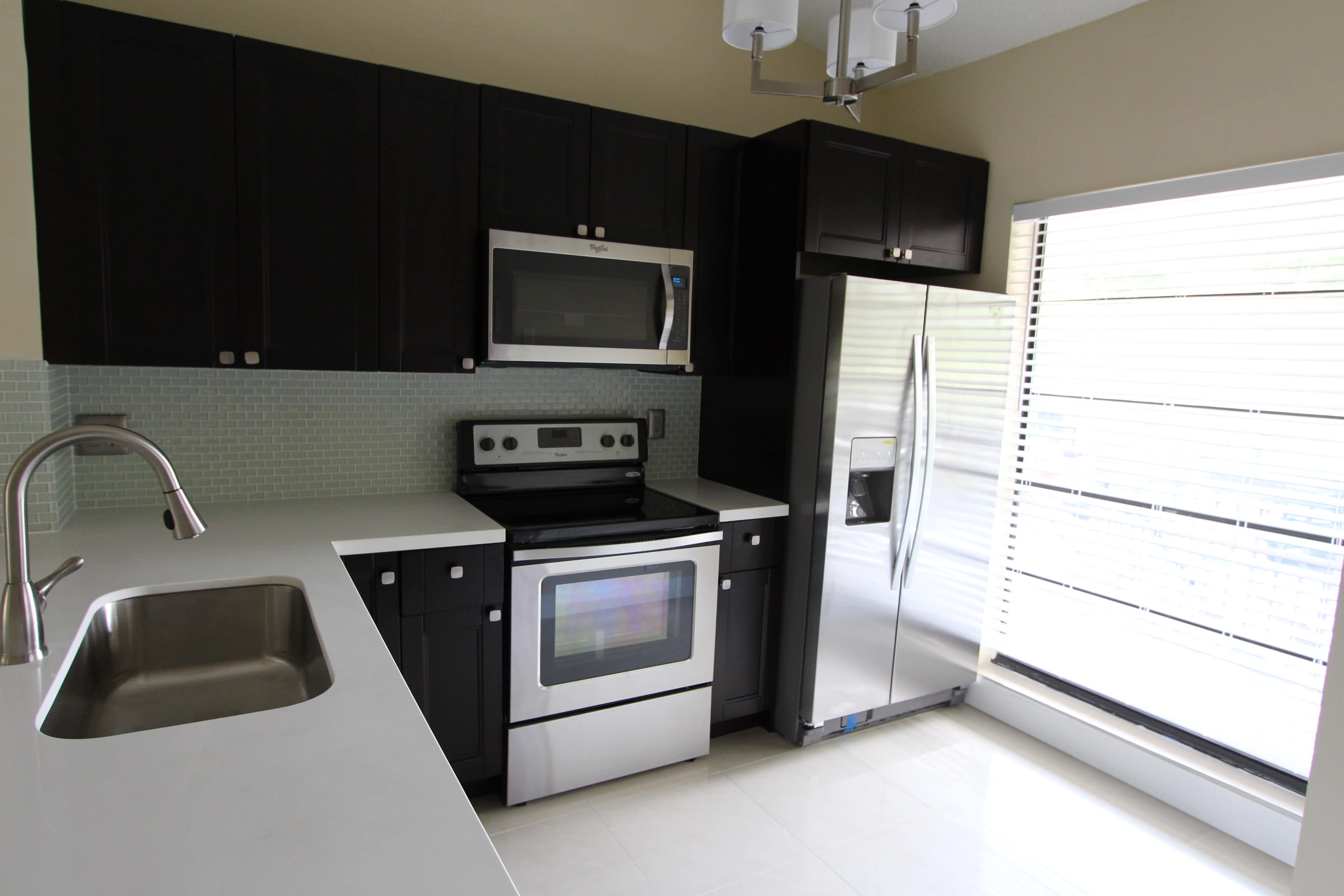 2720 S Oakland Forest Dr Apt 1208 – photo 3