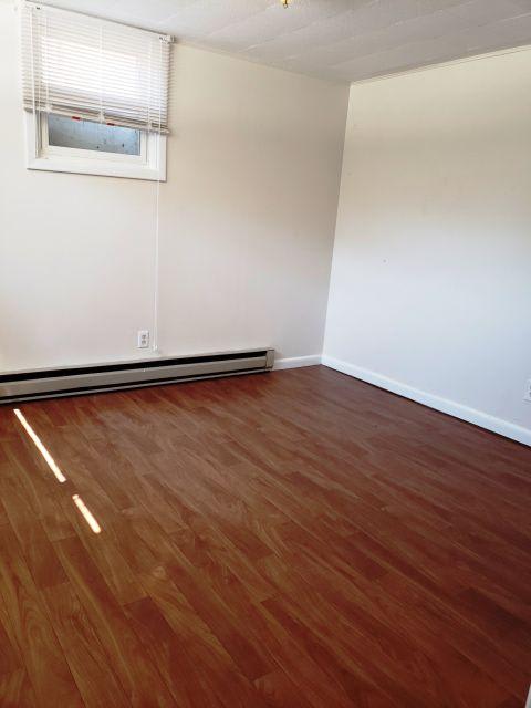 516 1 2 Avenue E – photo 5