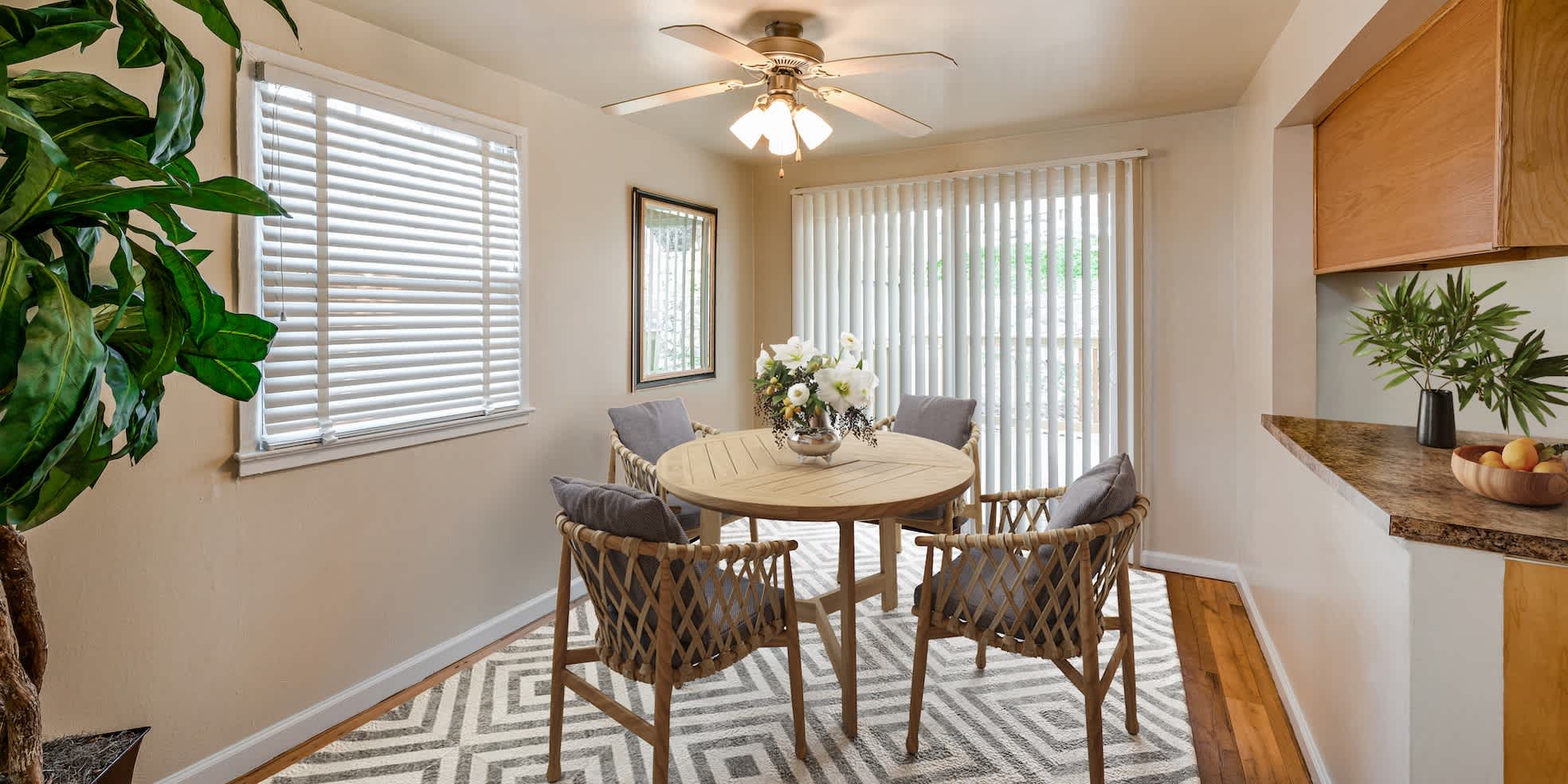Longview Apartments – photo 5